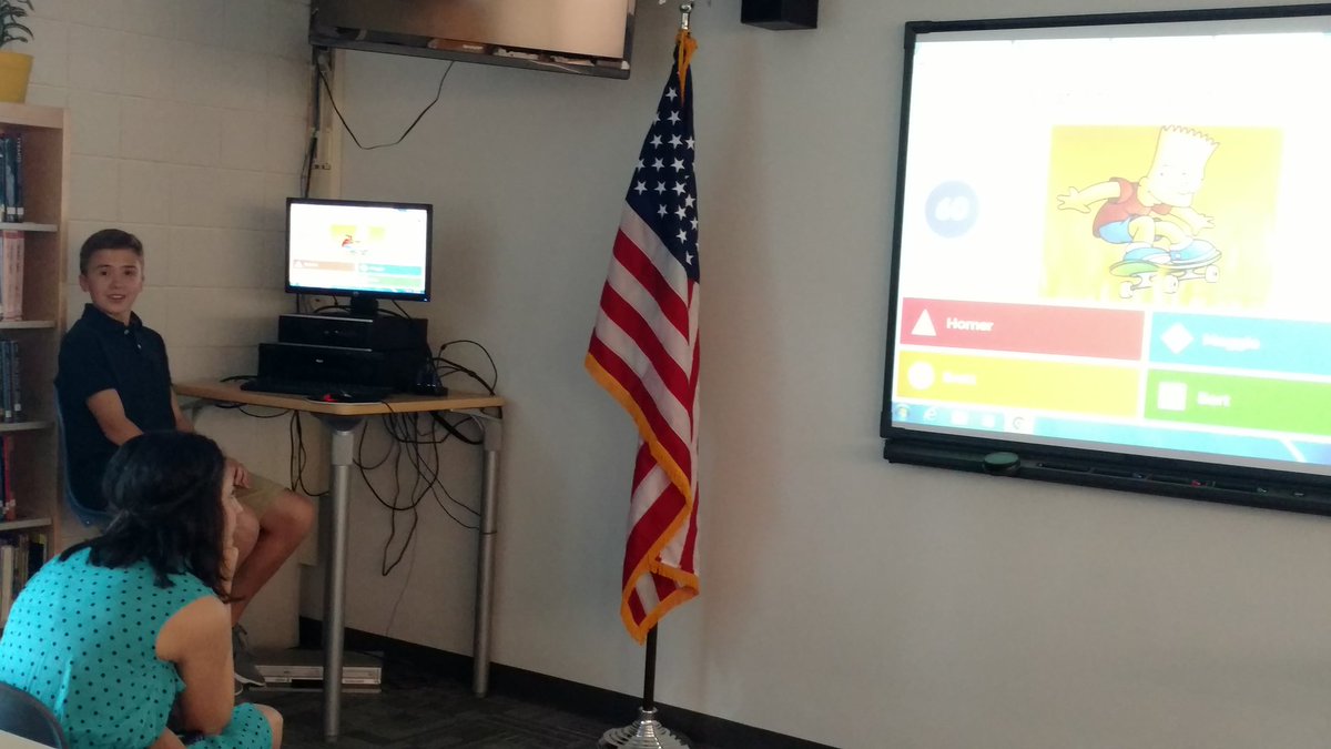 KahootKid's tweet photo. #kahootkid #learners2leaders #teachersareawesome @GetKahoot @KahootSteph @KahootKaja  Span I, loving answer streak https://t.co/4LAvrIU6jL