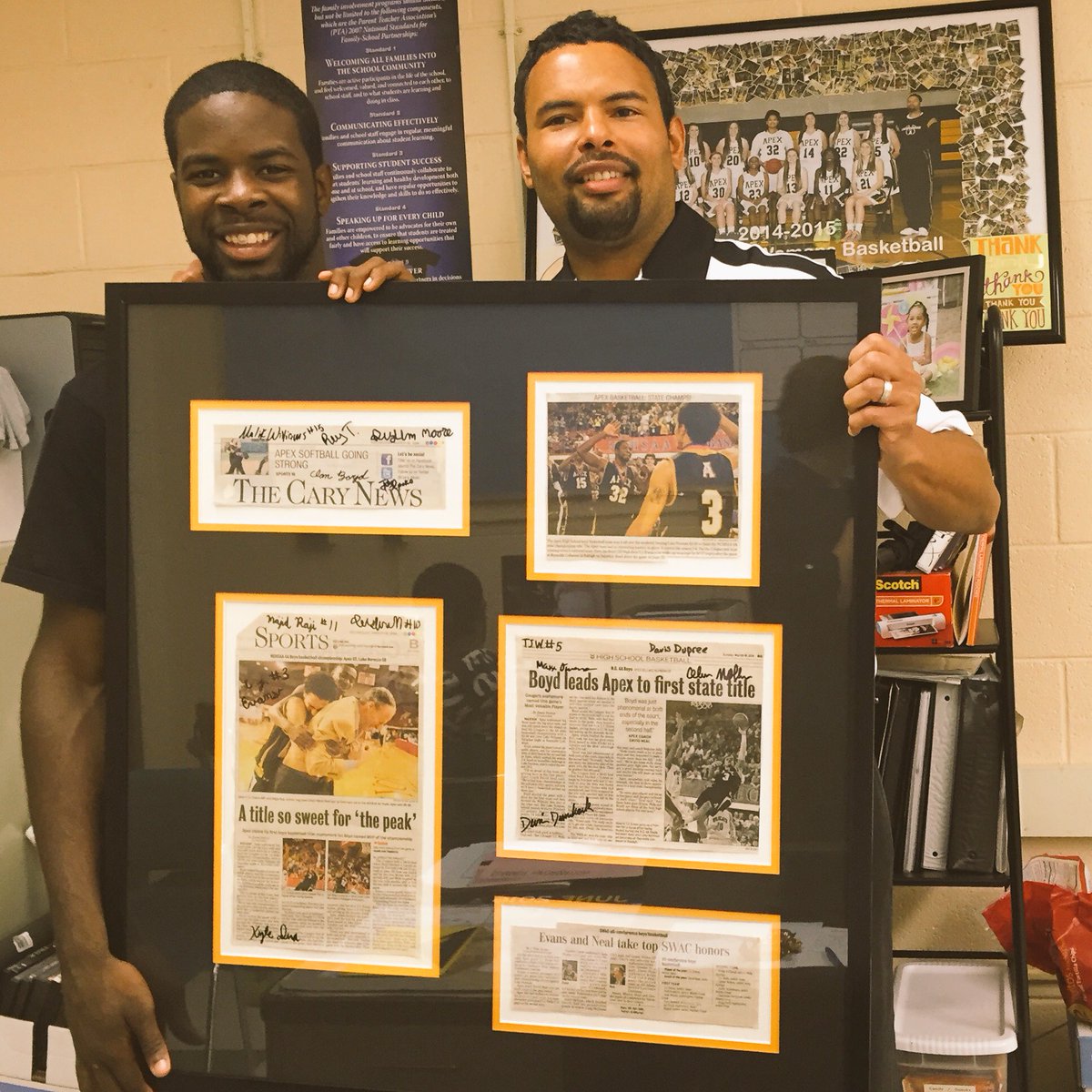 PC_CoachB's tweet image. Final day at #Apex with
My Boy!🎓
What a wonderful 4 year journey.🏀🏈
#GeorgeMason is getting an amazing young man!💯