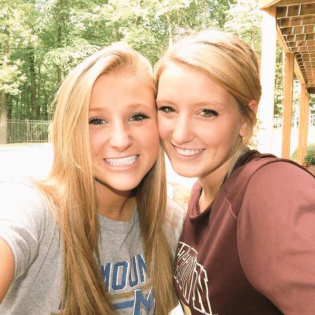 BabyyyB_147's tweet image. Happy day of birth to my twin &amp;amp; soul sistaaaa @LaurenHoffgirl. So thankful for you💃🏼❤️ #wegeteachother