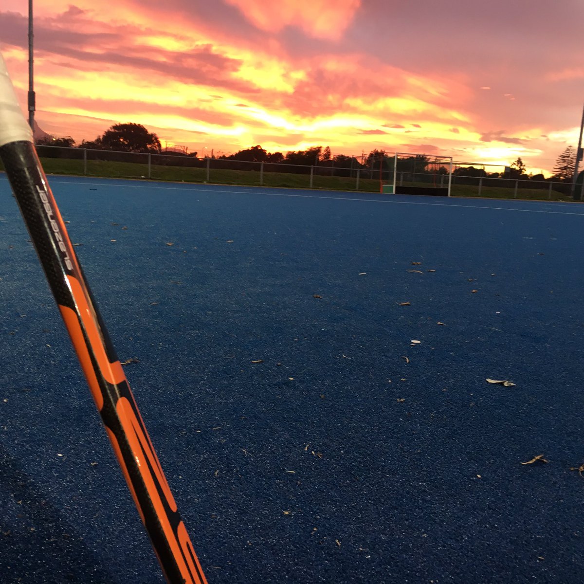 TravStedman's tweet photo. Prepping for practice @LangaHockeyClub with my new @SlazengerSport #AeroUltimate it's beautiful ain't it https://t.co/GZJN2c8JMP
