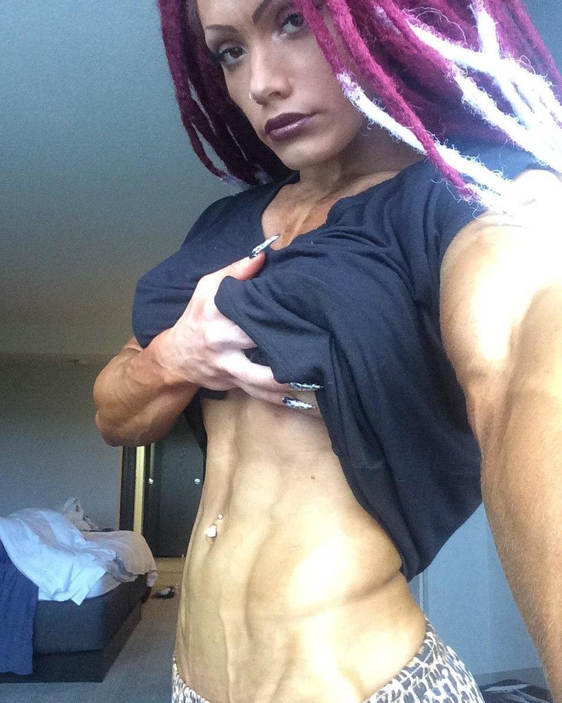 Buffyshots's tweet photo. @natalya.kovalyova.ifbbpro: #ifbb #ifbbpro #bodybuilding #pro #prophysique #physique #athlete #proathlete #kovaleva… https://t.co/X9ge8OYM7G
