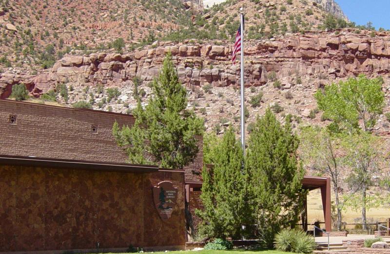 Zion Human History Museum welcomes volunteers to assist #Zion #history springdale.co/zion-human-his…