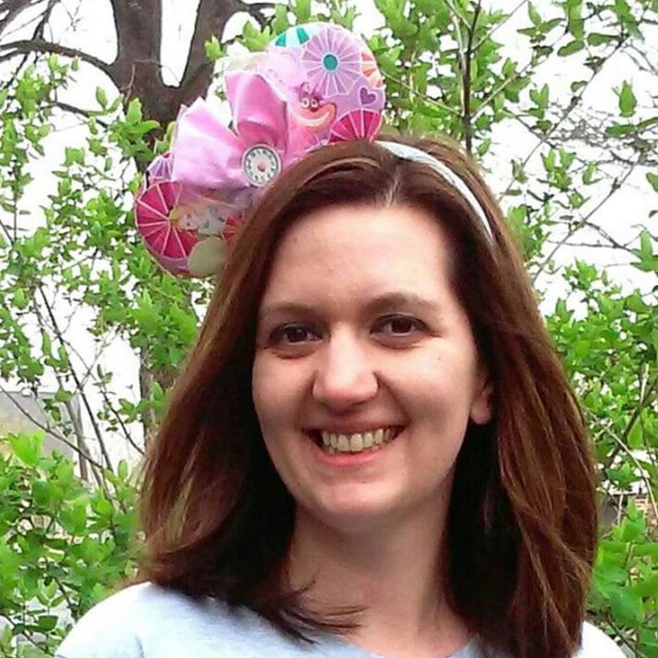 princessandmain's tweet photo. #mouseears #aliceinwonderland #throughthelookinglass #disney https://t.co/84x1pypi5j #etsymntt https://t.co/NY2mFEGt6Y
