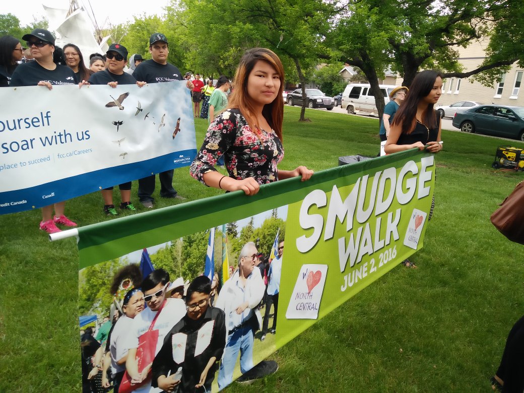 reginapolice's tweet photo. #SmudgeWalk #NorthCentral #yqr https://t.co/Gh8NzZMv7x