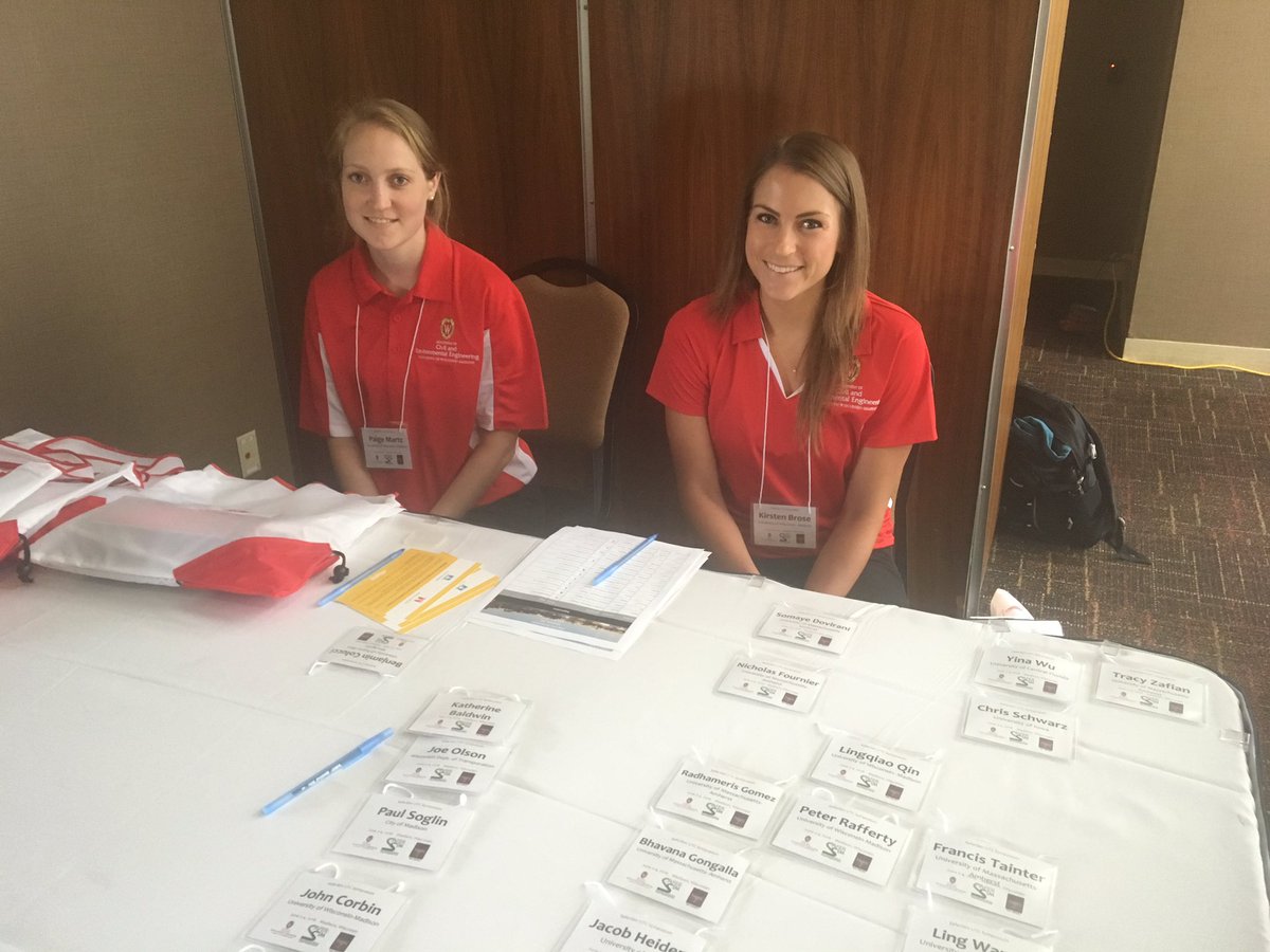 AndiBatTOPS's tweet photo. @UWMadisonCEE excited to showcase @UWMadison for our #AmazingUTCs #SaferSim Symposium. https://t.co/WlHO5wJ76a