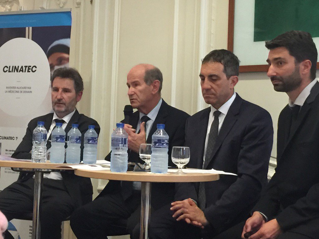 CombyCreditAgri's tweet image. Rencontre solidaire #Clinatec au Carré Bellecour du @ca_centrest