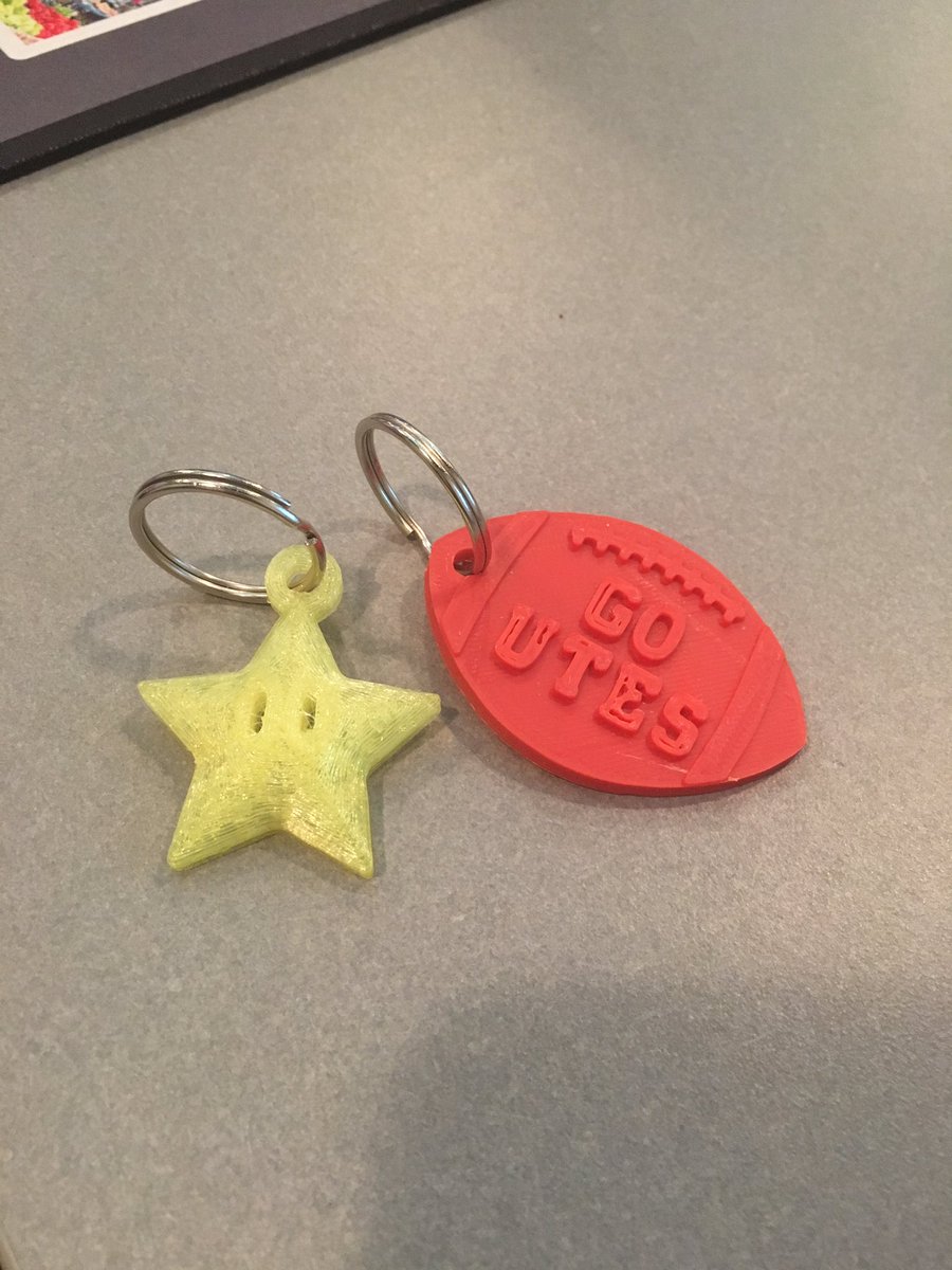 jsdedtech's tweet image. 3D printing at the Marriott Library. #UENMakers