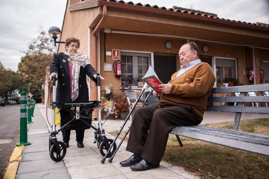 MAKODesign's tweet photo. .@AcantoProject is using #robotics to tackle health risks among seniors #mobilityaid
https://t.co/jnrUK6uF5V https://t.co/mbZI4uUyV6