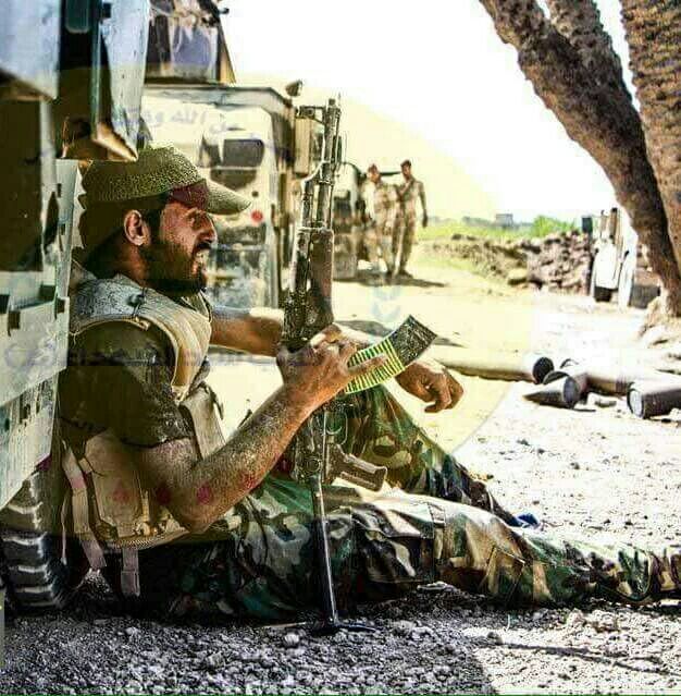 toktomcomp's tweet photo. ها يا بطل تعبان ؟ لا ما اضنك تتعب يبو الغيرة 
بس جروحك چبيرة مو من حرب لا من ناس باعت الديرة
#غردوا_دعما_لقواتكم https://t.co/TIxw4EGNxy