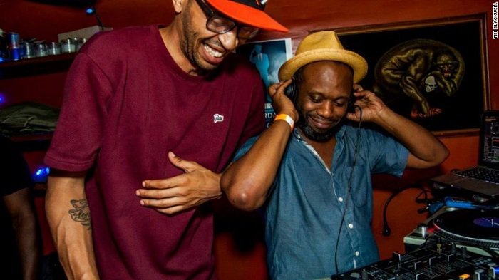 Blavity's tweet photo. This entrepreneur is using hip-hop to teach business https://t.co/O3grvB0DUo https://t.co/NCfx6ewW8T