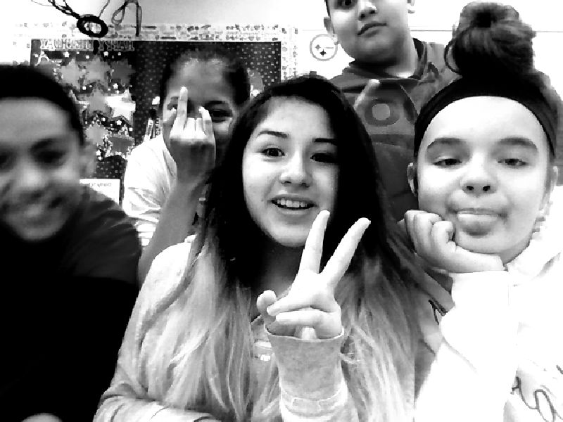adyyg23's tweet photo. lmaoo #webcamtoy https://t.co/yBIxoV22OL