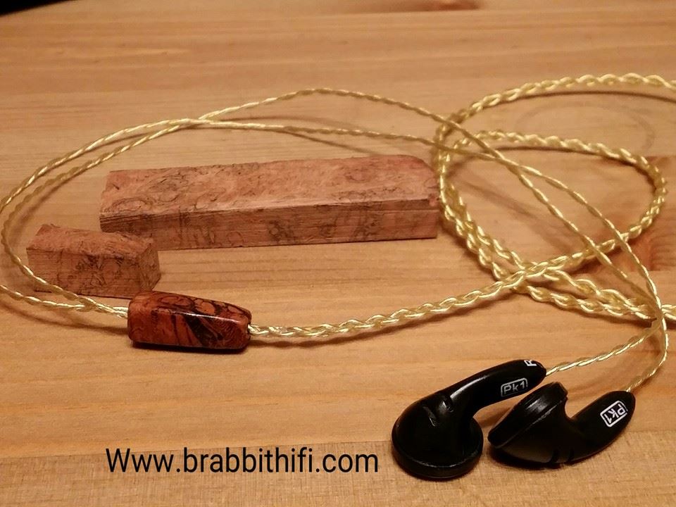 brabbithifi's tweet photo. สายโมBifrost Reference Gold
https://t.co/ijA8TER0Sy
 #โมสาย #สายBifrostGold #bifrost #BifrostReferenceGold #Viablue https://t.co/XghsCGHl5q