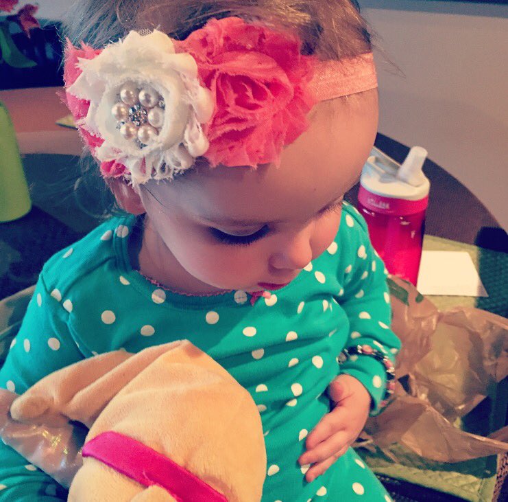 ericasicily's tweet photo. Decided I have to brag on having the prettiest flower girl of them all 🌺 #icantwait @thesposhow  @JJohnson13WHAM https://t.co/s9zQzKmVTW