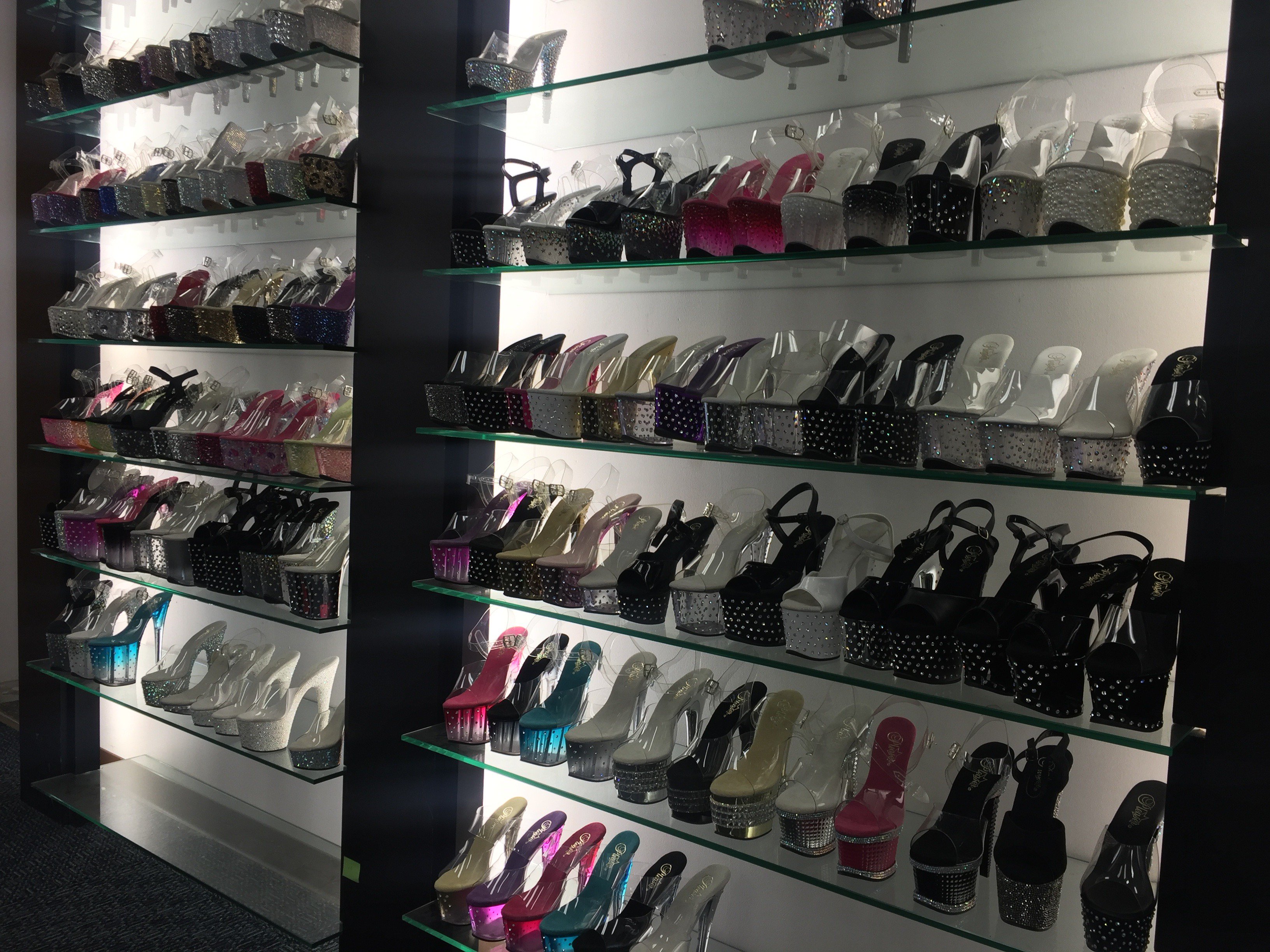 Pleaser shoe shop store