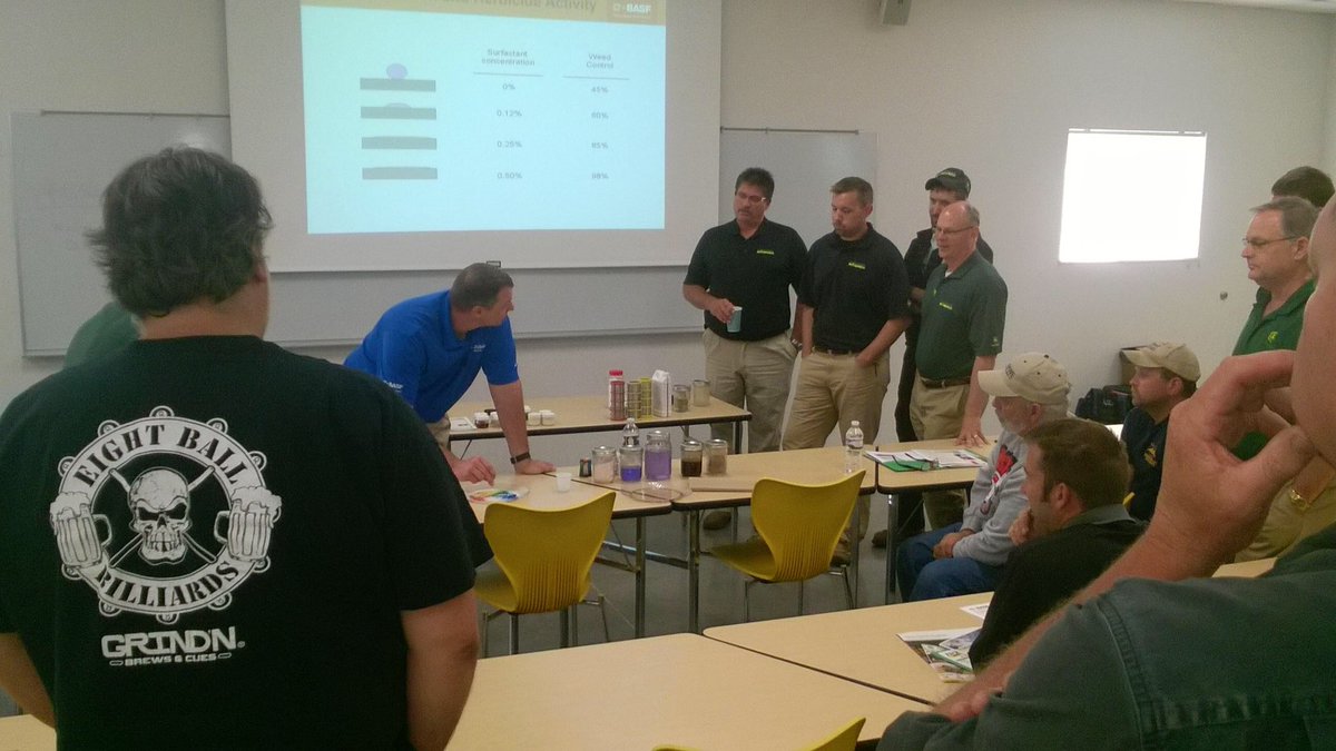 AshleyGausman's tweet photo. Dr. Vince Davis discussing BASF Best Management Practices for your JD sprayer #basftweets #johndeere #frontierag https://t.co/2ZNrDDoaFm