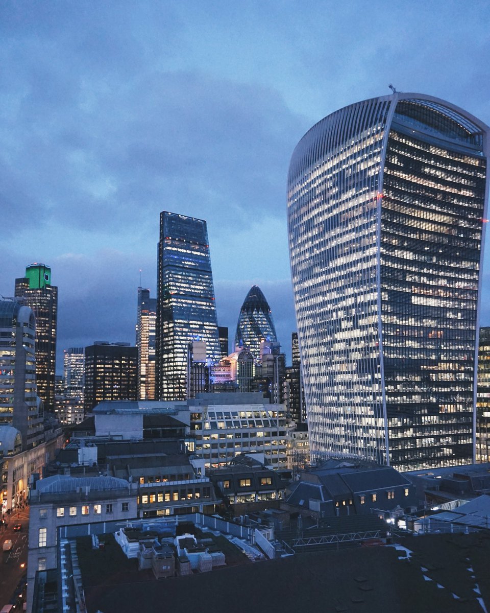 spectrum12345's tweet photo. Urban Dreams -  #London #LoveLondon #Londonislovinit #architecture https://t.co/AFkcCKDYjb