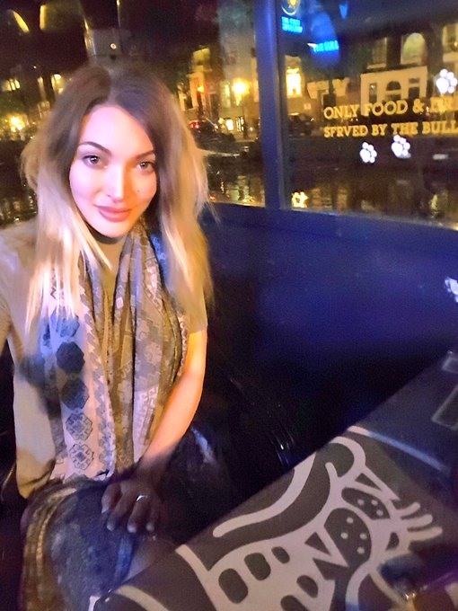 Haha I look so stoned..... 👌✌ #Amsterdam https://t.co/GM2a6hO1Nu<a href="/tag/amsterdam"class="tags">#Amsterdam</a>