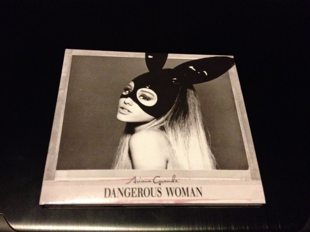 Ariana Grande - Dangerous Woman (Deluxe Edition) arrived. Awesome album #ArianaGrande #DangerousWoman @ArianaGrande