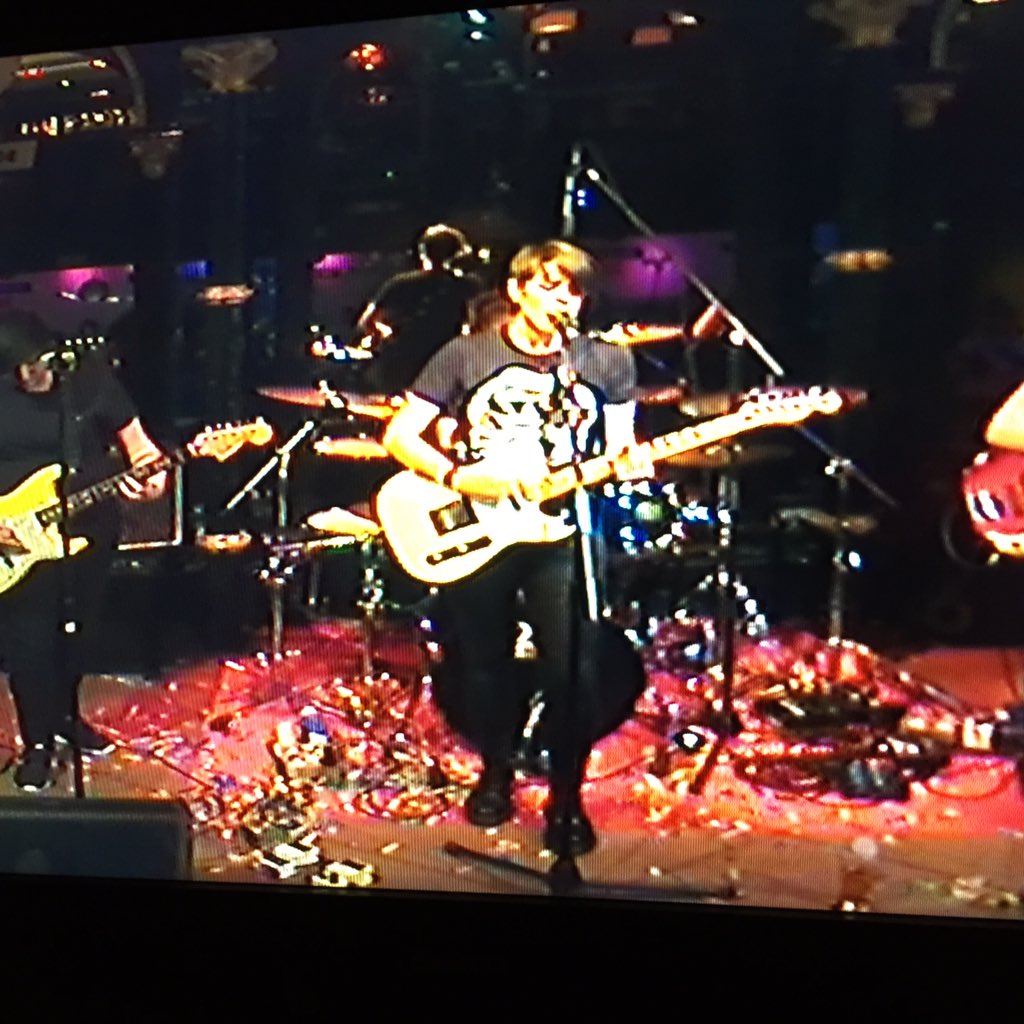 <a href="/KatesPartyBand/">Kate's Party</a> killing it <a href="/TheGeorgeBar/">@thegeorgebar is now @thegeorgedublin</a> what a great gig! #ReferendumDay #lovedubkin