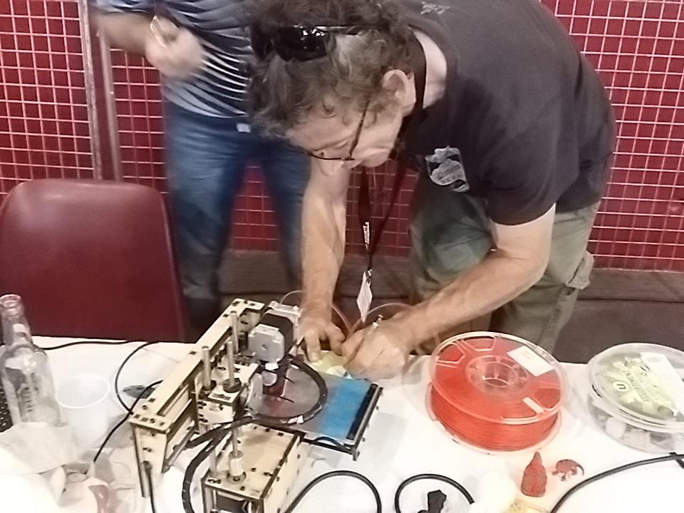 tyrower's tweet image. Avec @tobyad on a représenté #CourTechZone @RaspJamOrange à Nîmes aujourd&apos;hui. Avons trouvé une #RaspberryTartelette