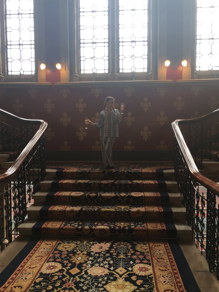 LivMesce's tweet photo. So somehow me and Alice are drinking champagne in a Royal Suite in our pjs #startedfromthebottom #thesleepover https://t.co/5SQfc64wRr