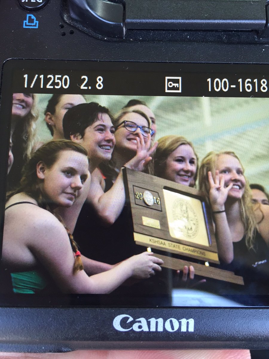 Ryan_Tarletsky's tweet photo. .@bvswnews are the 5A champions! Congrats ladies! https://t.co/7fUX7mlUl7