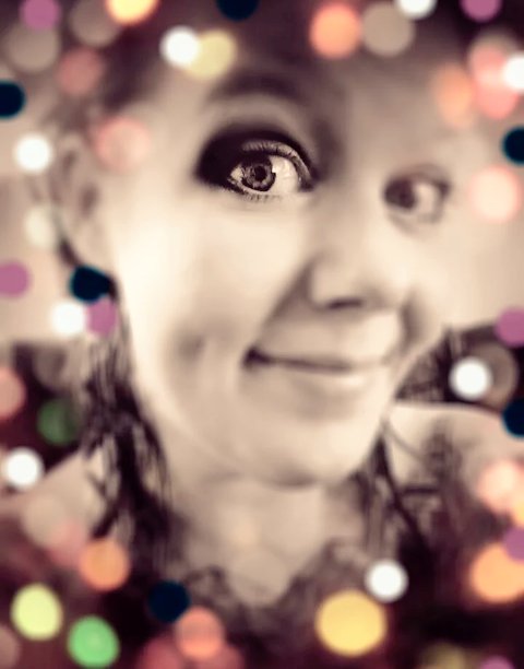 #SaturdaySelfie   Your inner light is greater than the darkness ~Lailah Akita https://t.co/43tCPSCKG<a href="/tag/saturdayselfie"class="tags">#SaturdaySelfie</a>