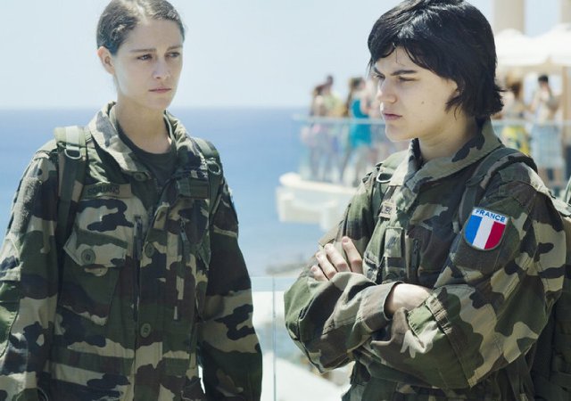 The #UnCertainRegard prize for Best Screenplay goes to THE STOPOVER written by Delphine Coulin &amp; Muriel Coulin
