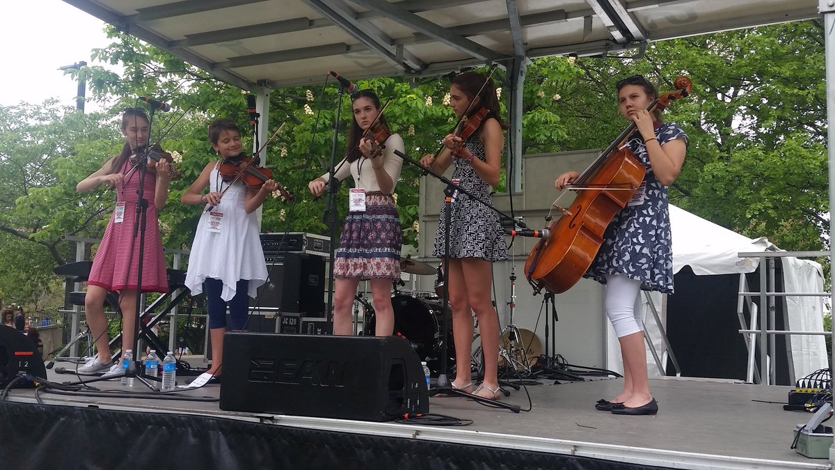 Local929's tweet image. Scottish Fish fiddle faddling at the #929Earthfest Kid's Stage!