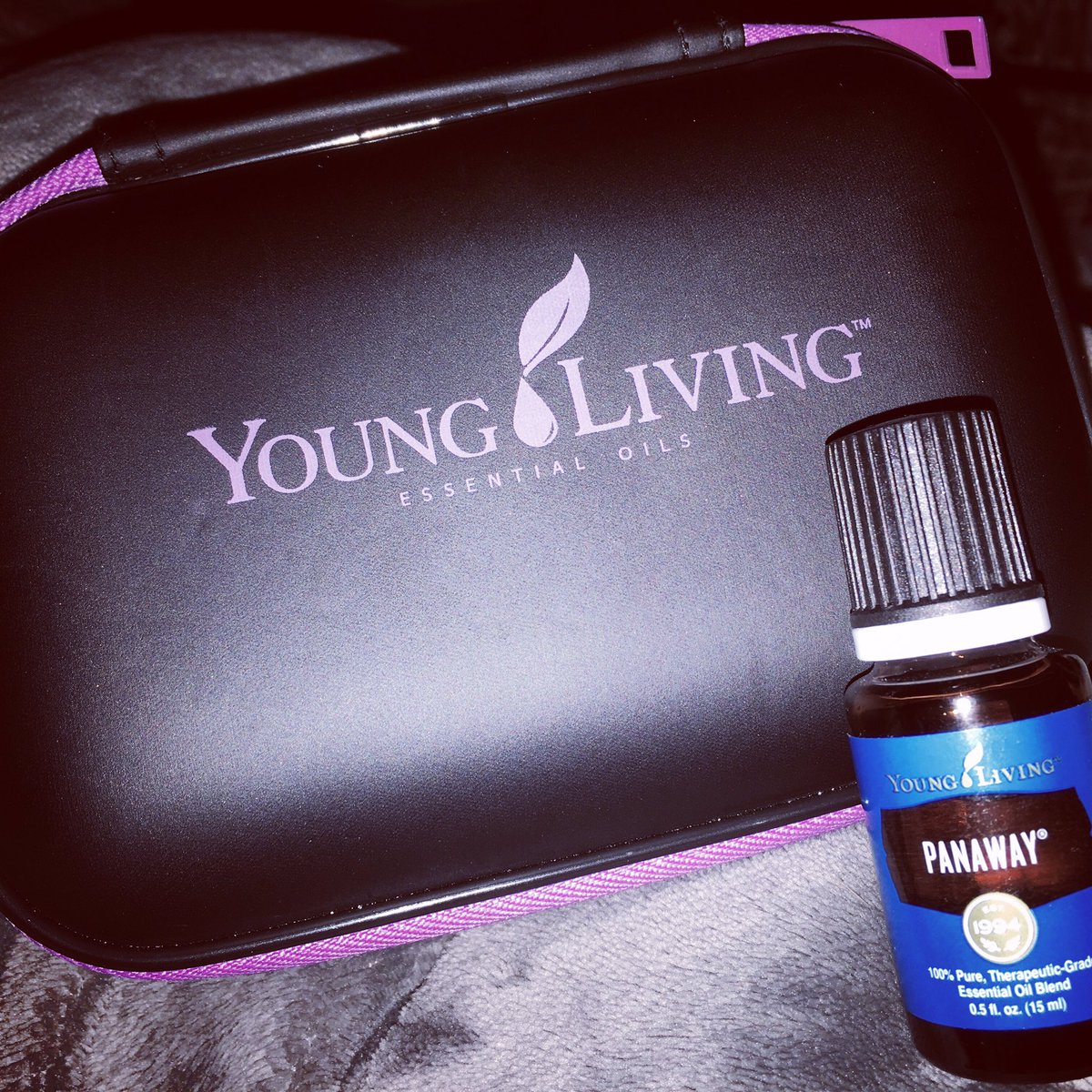 carrie_bezold's tweet photo. #YL helping me get thru this nasty #arthritis flare. https://t.co/WprEZCMUBJ