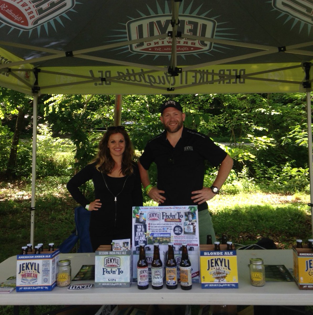 Lots of people enjoying <a href="/jekyllbrewing/">Jekyll Brewing</a> here at <a href="/MtnParkBeerFest/">MtnParkBeerFest</a>. #beerfest
