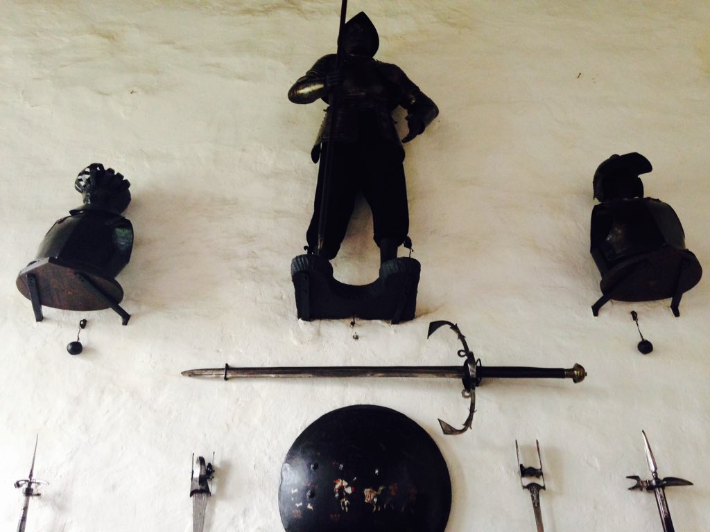 devonwrestling's tweet photo. An impressive collection of Arms and Armour at Cotehele House, Cornwall, including a mighty Two-Hand Sword. https://t.co/ho5akmEHVD