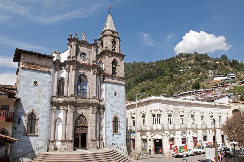 VisitMex's tweet photo. ¿Conoces el santuario de la mariposa monarca? Angangueo, #PueblosMagicos
#ViajemosTodosPorMéxico @turismo_mich https://t.co/Cs7g95JNob