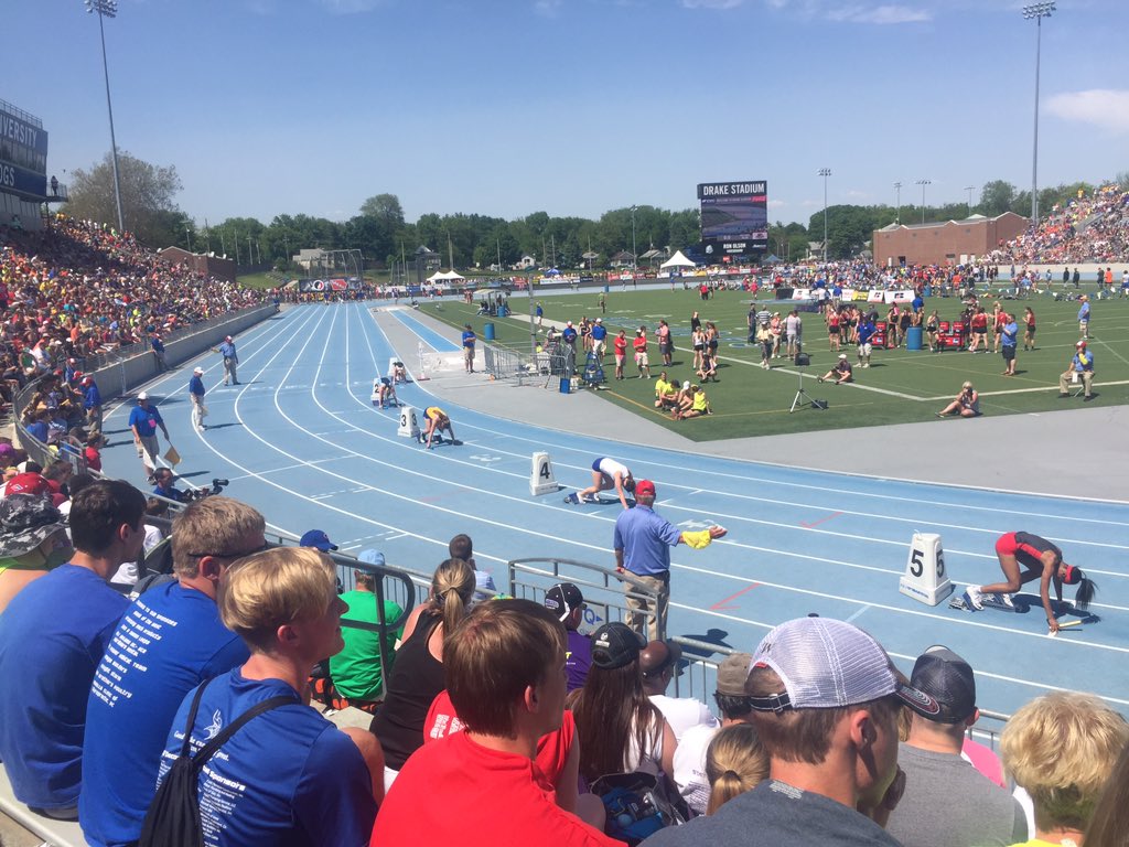 Indian_Track's tweet photo. Nothing like keeping the best day of the year reserved for the State Championship 4x4 Finals!!! https://t.co/Fz5O2qY1Tk