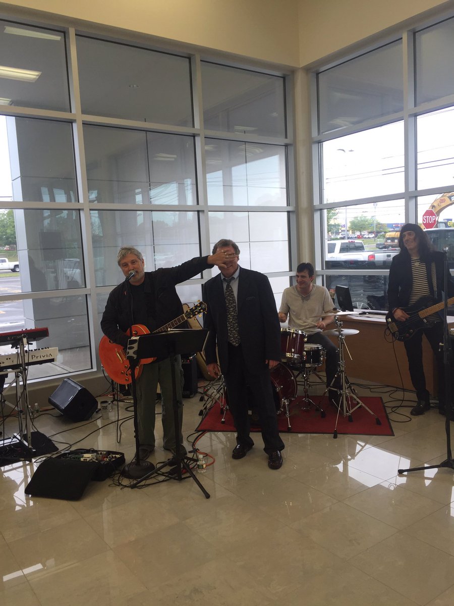BarryPollack's tweet photo. We've got #BobbyBandiera!! Stop by @buhlerford now for our Grand Opening Celebration! #CarManBarry https://t.co/XnPgqdcSRj