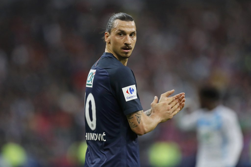 ActuFoot_'s tweet image. Zlatan Ibrahimović a inscrit ce soir son 55ème but de la saison avec Paris !