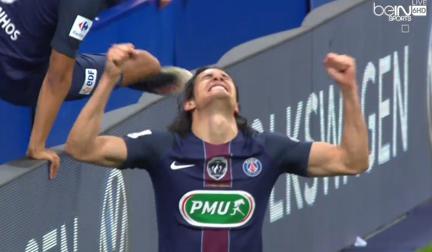beINSPORTS_EN's tweet photo. GOAL! @ECavaniOfficial might have just wrapped up this match. #MAR 1 #PAR 3 #CoupeDeFrance #OMPSG https://t.co/ZVex0duvON