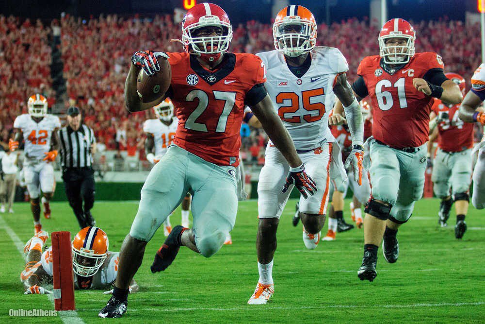 CFBDebates247's tweet photo. Who is the better RB?
RT-Jalen Hurd 
Fav-Nick Chubb https://t.co/1LEif7qqIB