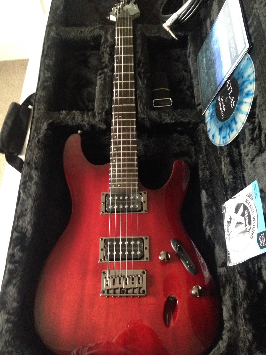 EndOfTheAtlas's tweet photo. Dano has a new toy! Expect some heavy new riffs from us soon!! https://t.co/VRNarQDh10