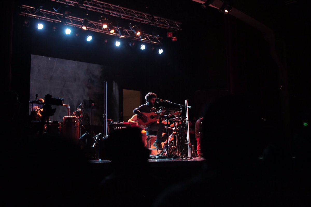 soytrends's tweet photo. Anoche #SenorLoop en vivo Ateneo de la Ciudad del Saber @ShowOurShow https://t.co/2rCBPcCxID