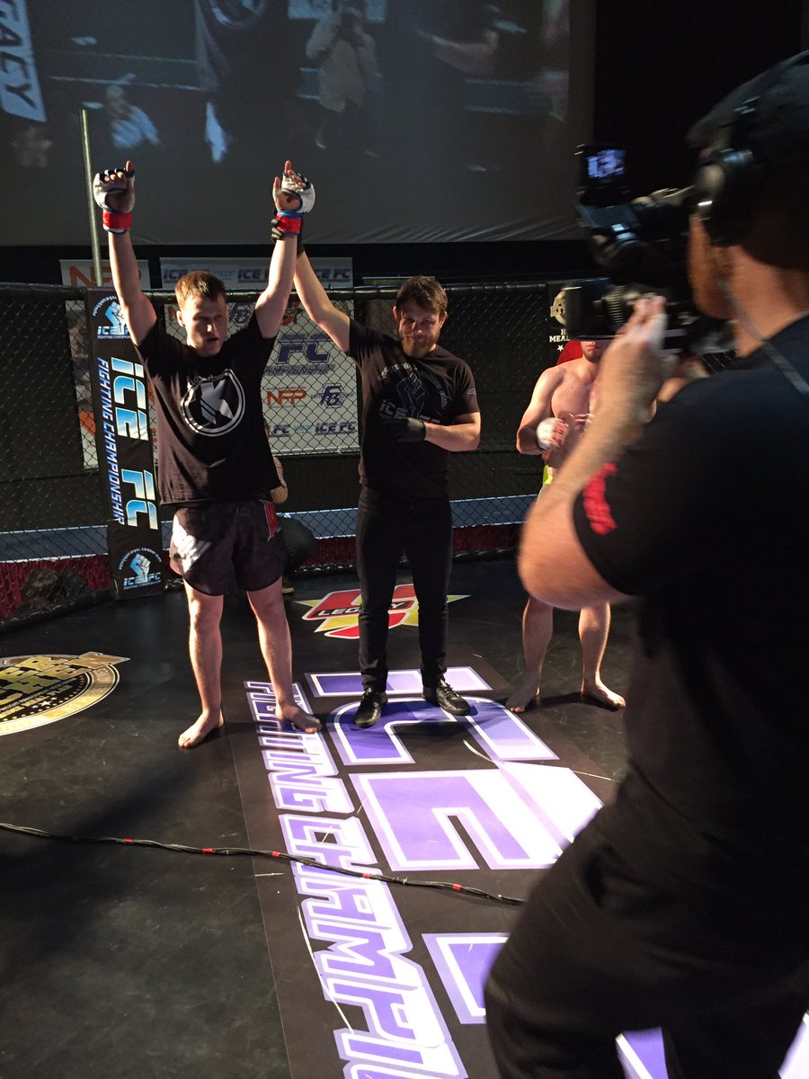 ICEFC1's tweet photo. Elliott Jenkins defeats Joffrey Rabatel by submission in the first round https://t.co/WlRW3s6VAV