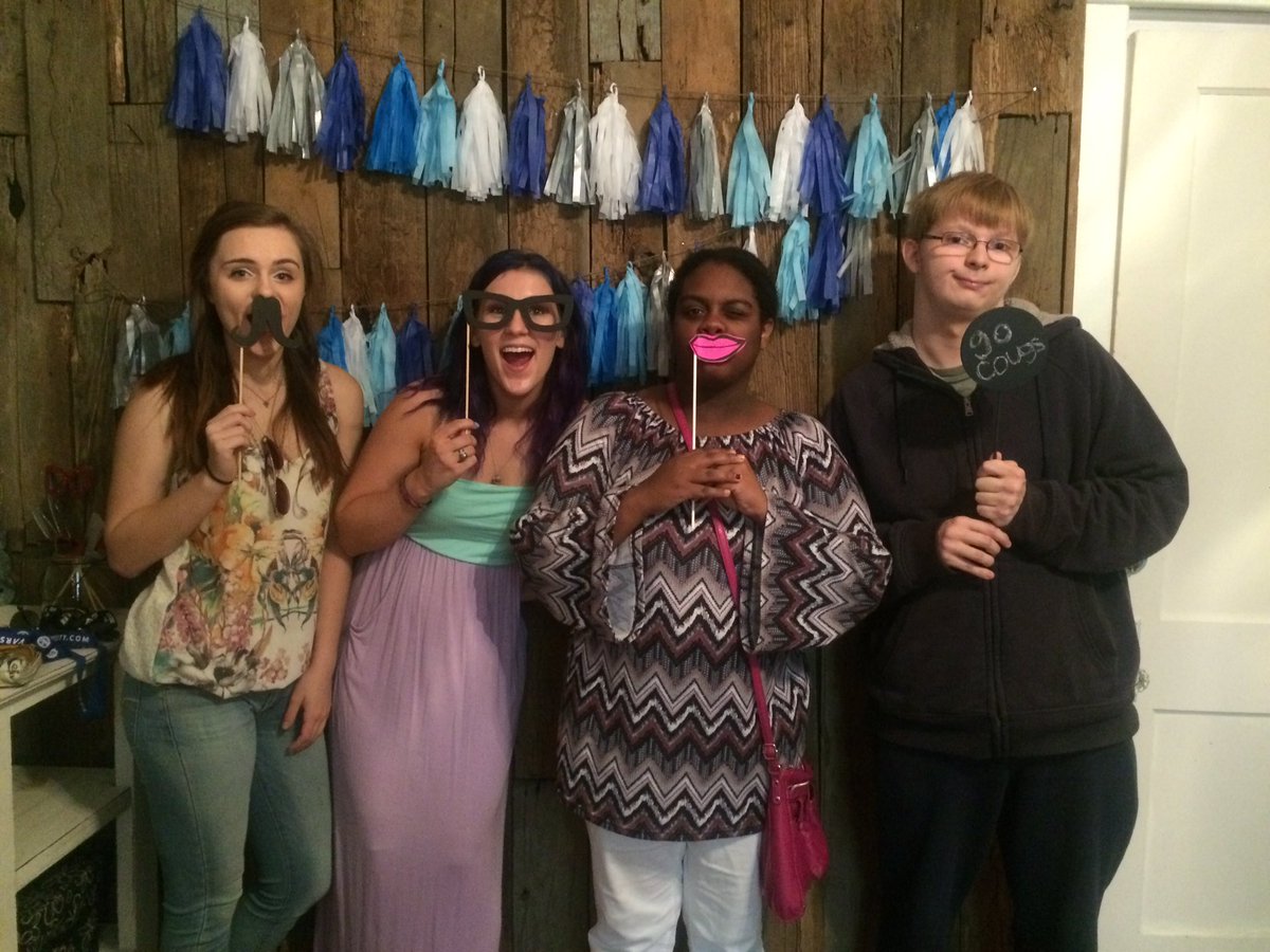 Quincy_Francis's tweet image. #cusunday @racheldumke9 @riley_cruz