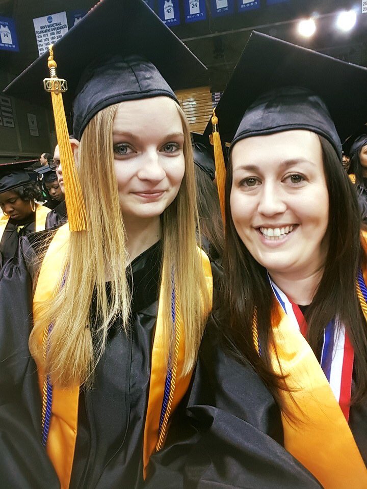 katefunk5692's tweet photo. So proud of my baby sister. #6abcgraduates #dcccgrad #sciencemajor #savingtheworldonetreeatatime @OrangeChic1196 https://t.co/i3CfNMEjFb