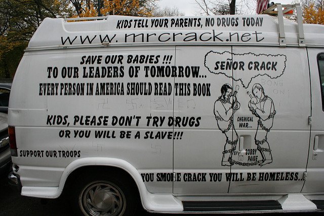 DVSblast's tweet image. PEACE TO DUDE WHO USED TO DRIVE THIS CONFUSING ANTI-CRACK VAN AROUND NYC. WHO WAS NAMED &quot;MR CRACK&quot; FOR SOME REASON