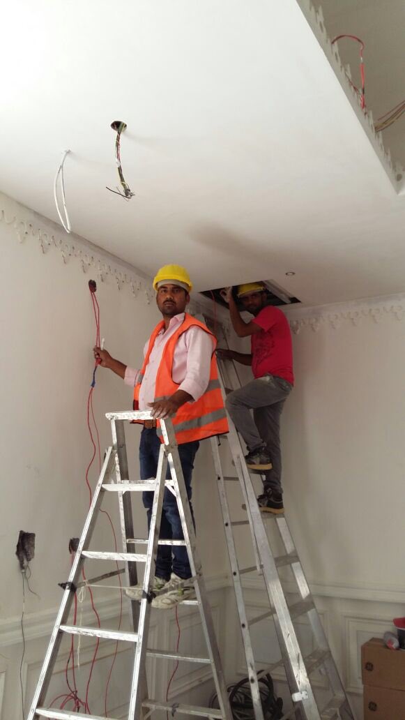 taqawol's tweet photo. مؤسسة متخصصة باعمال السباكة والكهرباء-تاسيس-تشطيب-ترميم الرياض .فلل.شقق.للتواصل 0563374083 #معاً_نصنع_مستقبل_المملكة https://t.co/L9wCIp5aGc