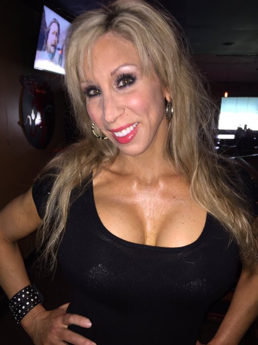 Heading out https://t.co/GnFsLFQayV<a href="/tag/titlituesday"class="tags"><span>#titlituesday</span></a>