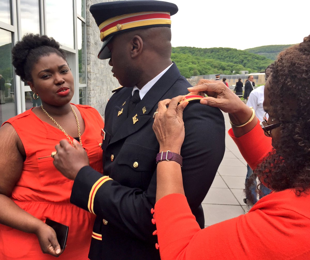 LVBurke's tweet photo. 2nd Lt #JonathanRichards @WestPoint_USMA #USMA @VP @KristalHigh #WestPointGrad https://t.co/2IYnJOfBMK
