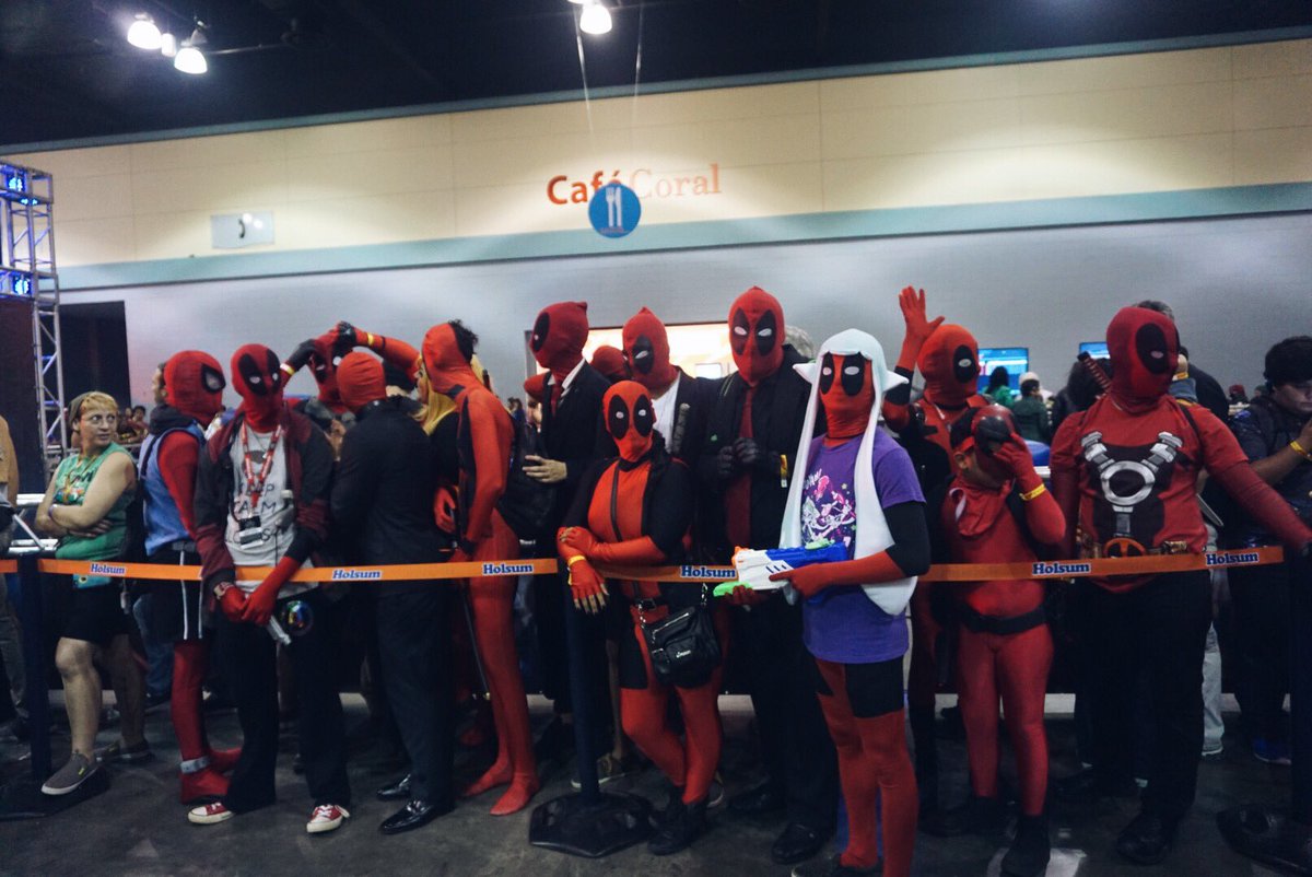 ArtemasCafe's tweet photo. Tengo que destacar la tremenda organización del evento #PRComicCon2016 #prcc2016 https://t.co/tF6i0FoTbp