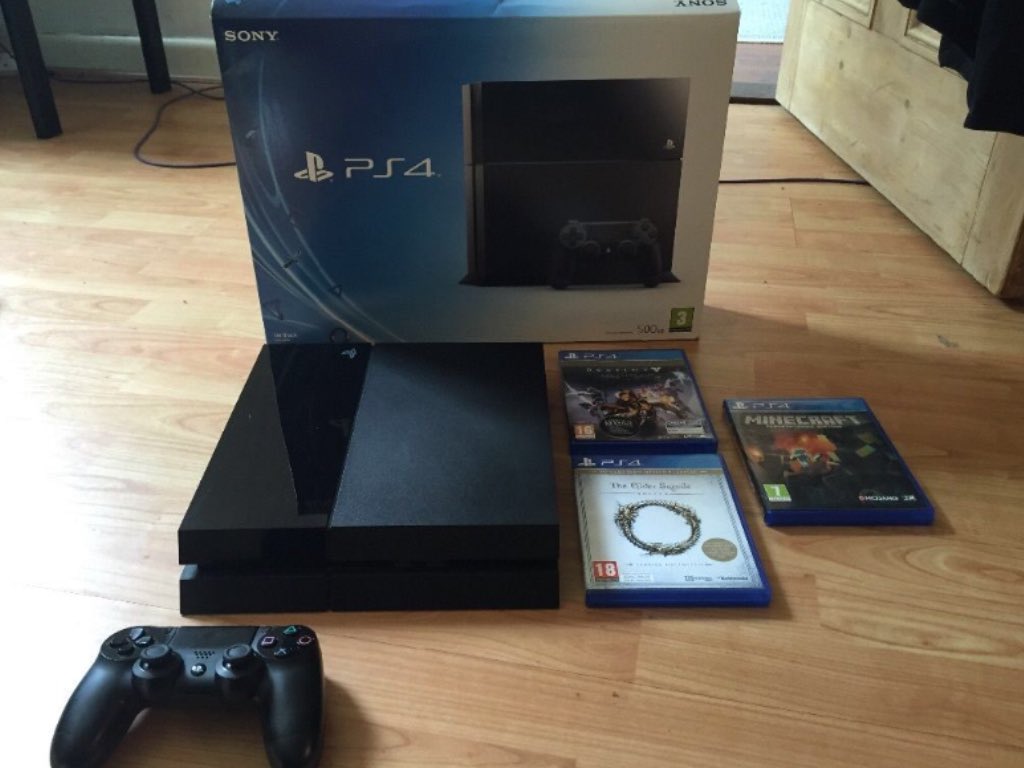 GIVEAWAYS & RTs tweet media