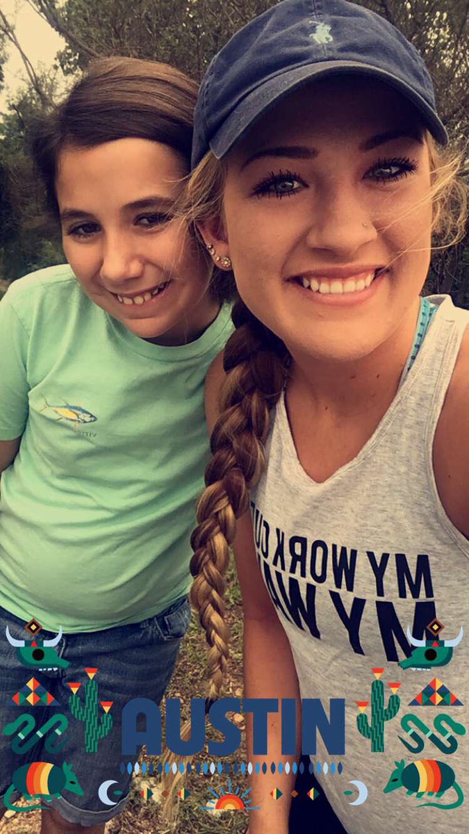 savirwin8's tweet photo. austin for the weekend, love spending time with these two😍 https://t.co/2QzgfF0V34